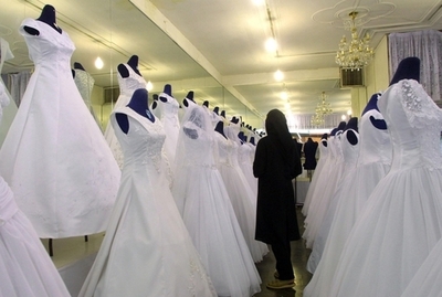 イラン、独身女性の国営エネルギー企業勤務を禁止 「結婚は道徳的義務」
