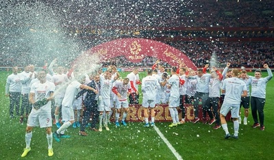 ポーランドとロシアが欧州選手権本戦へ、独・オランダも前進