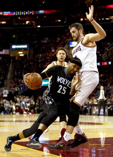 ラブが古巣相手に活躍するも、キャブスに痛い代償