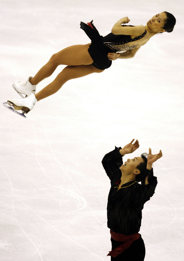 ＜第6回アジア冬季競技大会＞フィギュアスケート・ペア、シュー・シェン／ホンボー・ツァオ組 SPで首位に - 中国