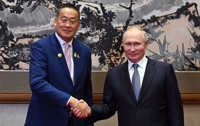 タイ首相、プーチン氏を招待 ベトナムも