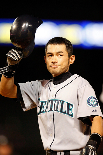 イチロー 9年連続200安打を達成