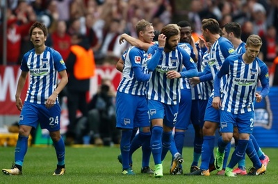 指揮官解任のバイエルン、リードを守りきれずヘルタとドロー