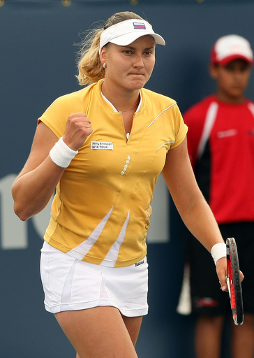 ペトロワ タナスガーン下し3回戦進出