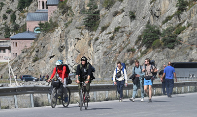 ロシア、IT人材10万人が国外流出