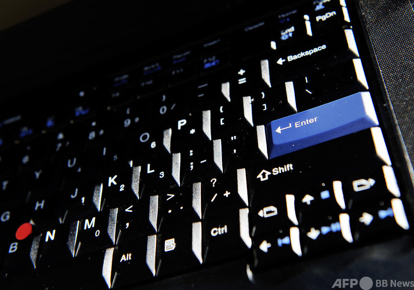 世界で大規模ネット障害 政府や大手企業のサイトに影響