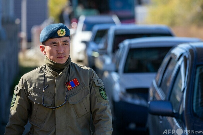 ロシア人、隣国ジョージア・モンゴル国境に殺到