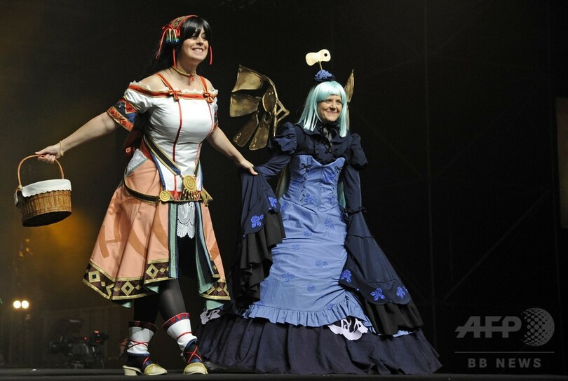 仏パリでジャパンエキスポ開幕、コスプレ好きが大集合