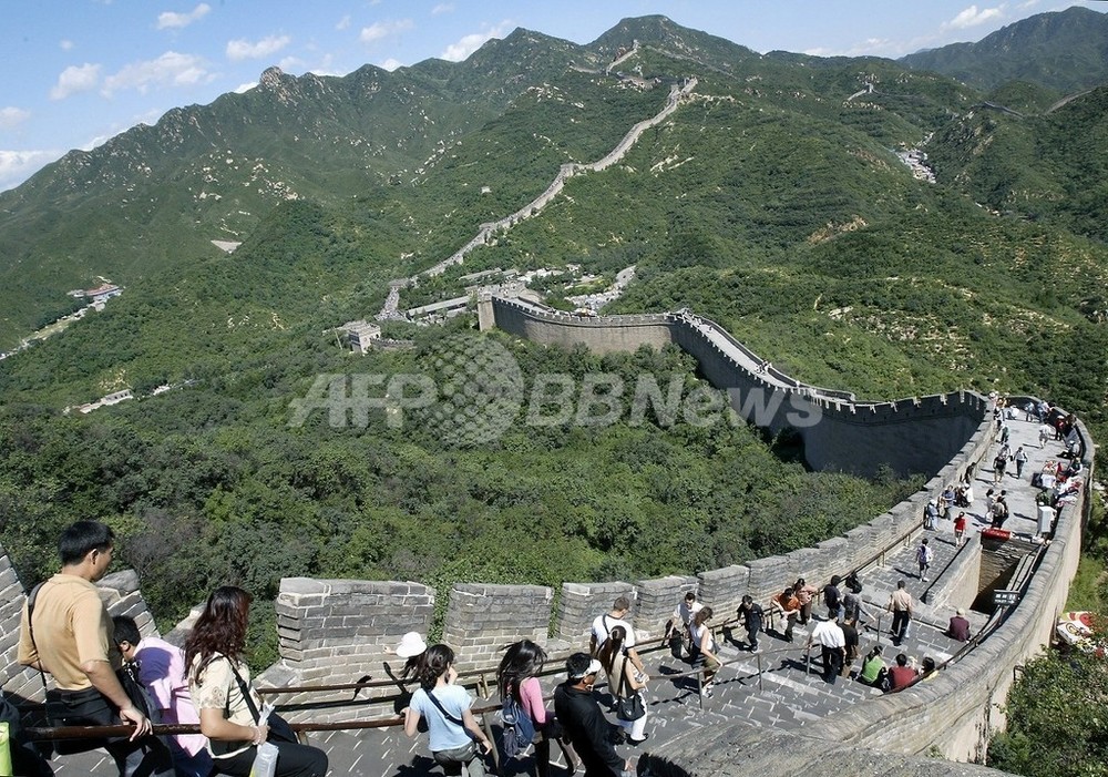 金採掘のため万里の長城を破壊、被害域100メートル近くか 中国 写真1枚