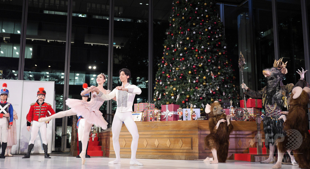テーマは「くるみ割り人形」、丸の内でクリスマスイベント開幕