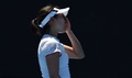 全豪オープンテニス、女子シングルス1回戦。悔しがる日比野菜緒（2018年1月16日撮影）。(c)AFP/Paul Crock