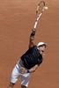 男子テニス、バルセロナ・オープン、シングルス準々決勝。サーブを打つロベルト・バウティスタ・アグト（2015年4月24日撮影）。(c)AFP/JOSEP LAGO