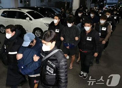 韓国警察、カンボジアから送還の容疑者73人全員に逮捕状請求