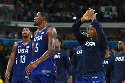 米国、スペインとの大一番を制し五輪3連覇に王手 バスケ男子