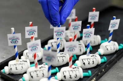 【今日の1枚】希望のワクチン、お菓子でも