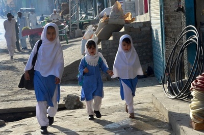 マララさんノーベル賞受賞、パキスタン女性らの希望の光に