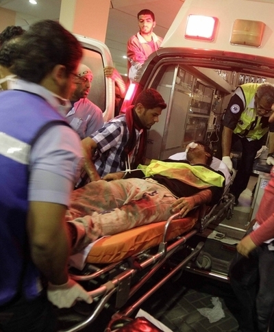 バーレーン、反政府デモを強制排除 2人死亡