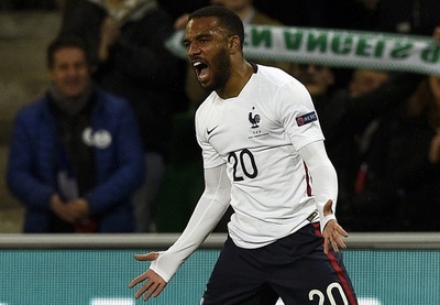 フランスがデンマーク下す、ラカゼッテが代表初ゴール