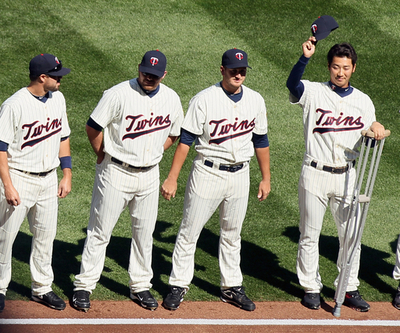 骨折の西岡、手術の必要は無し