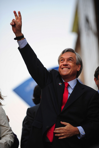 南米チリ、各候補を悩ませるたった2秒の政見放送