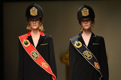 ＜13/14年秋冬ミラノコレクション＞モスキーノ