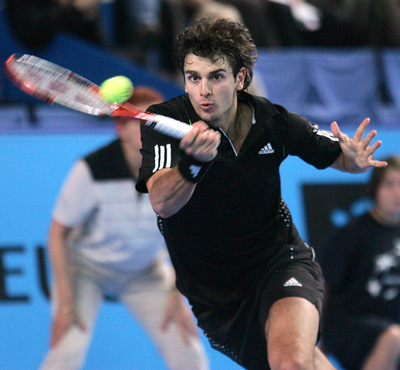 アンチッチ ソデルリング降し4強入り