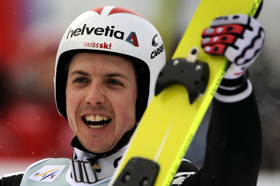 アマンが連勝、伊東が6位に入る