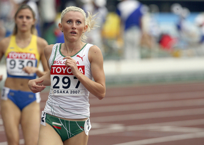 ナイボバ 女子200メートル2次予選進出