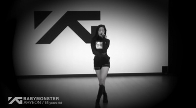 BABYMONSTER、“オールラウンダー”のメンバー、アヒョンを公開