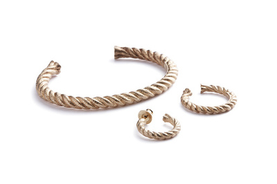 「クリスチャンダダ」初のホリデージュエリーコレクション発売