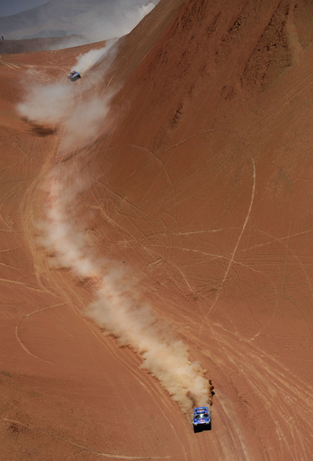 ダカール第5ステージはペテランセル、サインツ総合首位キープ