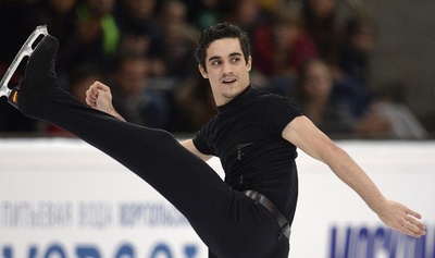 フェルナンデスが男子SP首位、小塚3位 ロシア杯