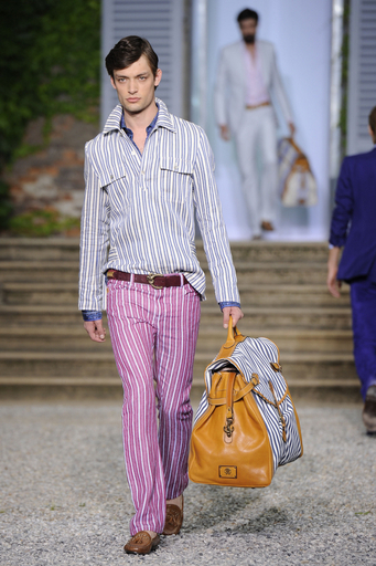 ＜12年春夏ミラノ・メンズコレクション＞ロベルト・カヴァリ