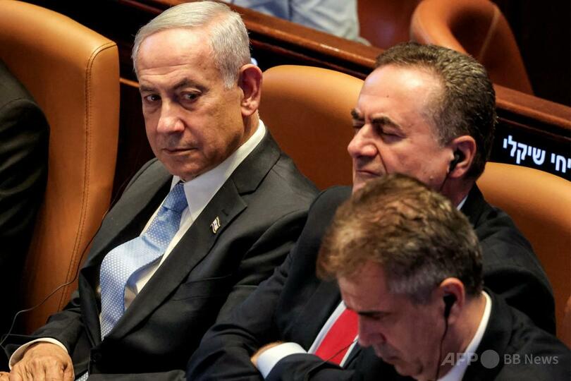 イスラエル、イランに「先制攻撃」開始 国防相