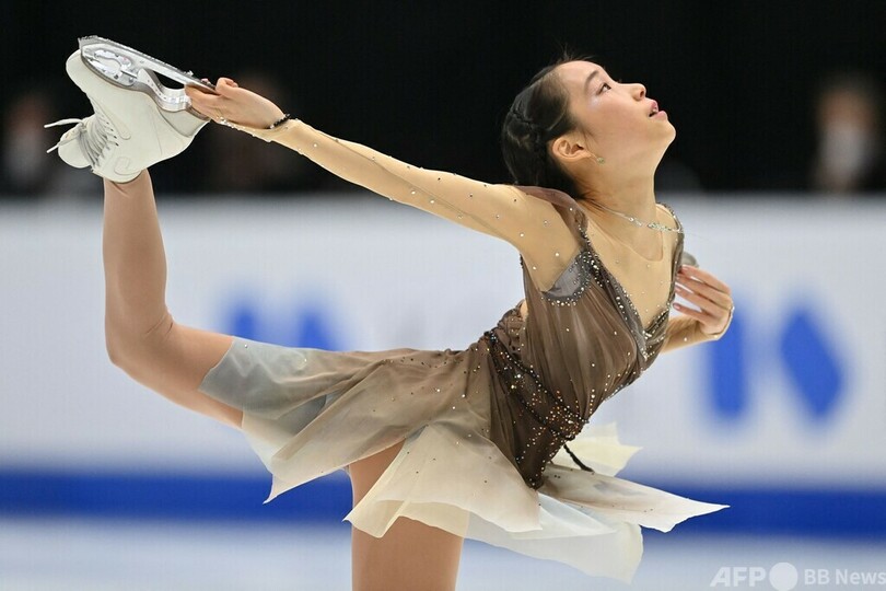 三原が自己新でSP首位、村元/高橋組は2位発進 四大陸フィギュア