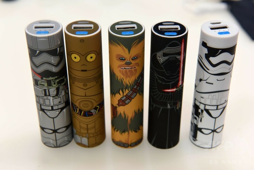 「フォース」でスマホに充電を SW最新作グッズ、CESで披露