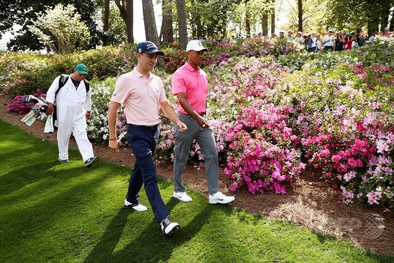 マスターズ復帰のタイガー、3年ぶりの練習ラウンドで話題独占