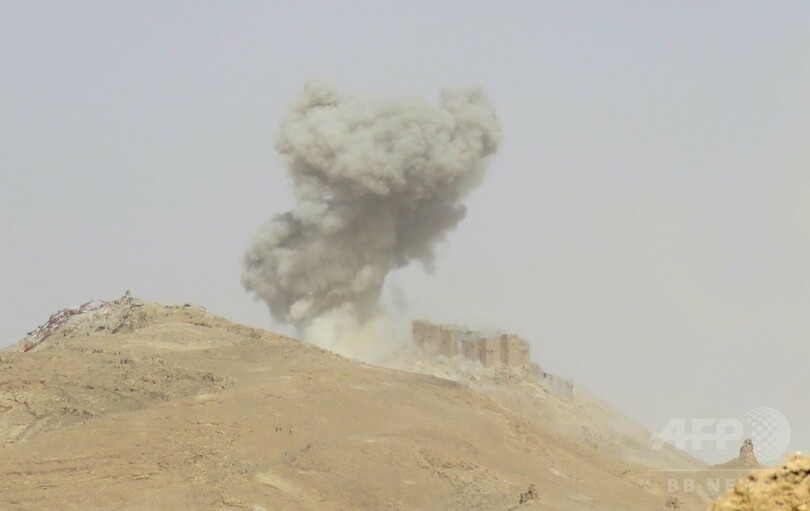 シリア政府軍、パルミラ遺跡の城塞をISから奪還