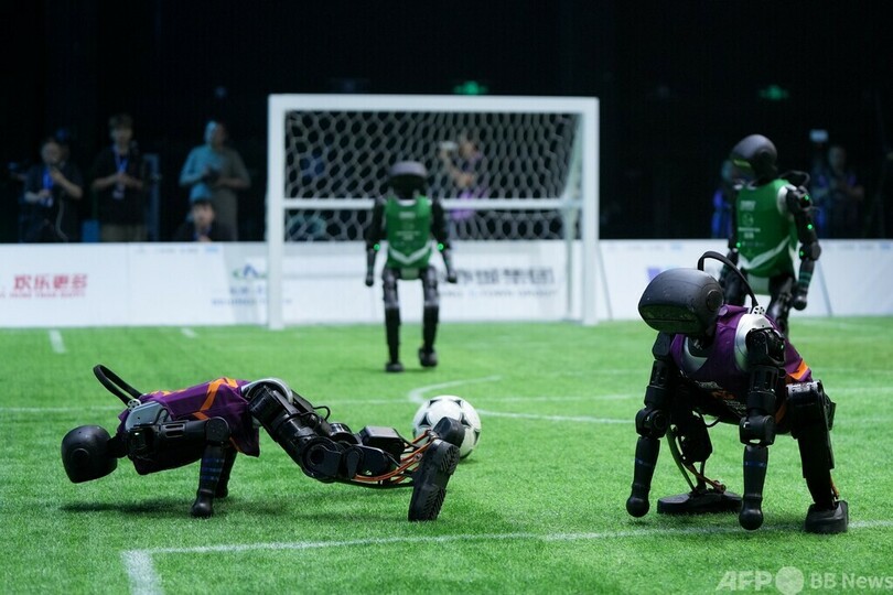 【三里河中国経済観察】「南拳北脚」で技術進化　中国の人型ロボット、競技時代へ