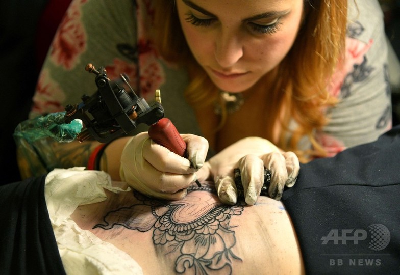 伊ローマに女性タトゥーアーティスト集結 イベント開催 写真枚 国際ニュース Afpbb News