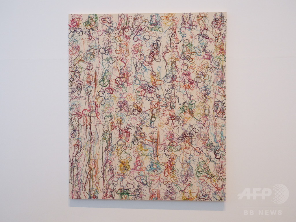 「赤い糸」をテーマに3都市で展覧会、エスパス ルイ・ヴィトン