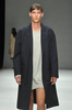 15年春夏「メルセデス・ベンツ ファッション・ウィーク 東京（Mercedes-Benz Fashion Week TOKYO）」で新作を発表した「ドレスドアンドレスド（DRESSEDUNDRESSED）」（2014年10月16日撮影）。(c)AFPBB News/JFWO/MBFWT