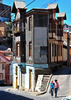 南米チリ中部にある世界遺産の港湾都市バルパライソ（Valparaiso）の街並み（2008年2月23日撮影）。(c)AFP/MARTIN BERNETTI