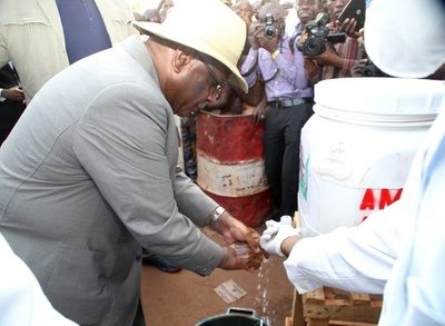 マリ政府、577人の健康状態を監視 エボラ感染の恐れ