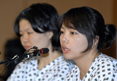 タリバンから解放された韓国人人質、拘束生活を語る