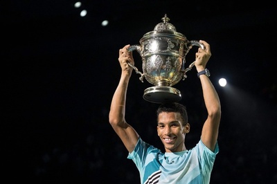 オジェ・アリアシムが復活の連覇 ホルカシュ下す スイス室内