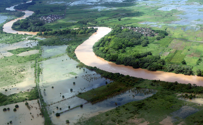 アフリカの洪水、被災者の数が150万人に増加