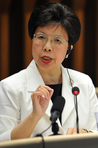 新型インフル、「フェーズ6」に引き上げ WHO