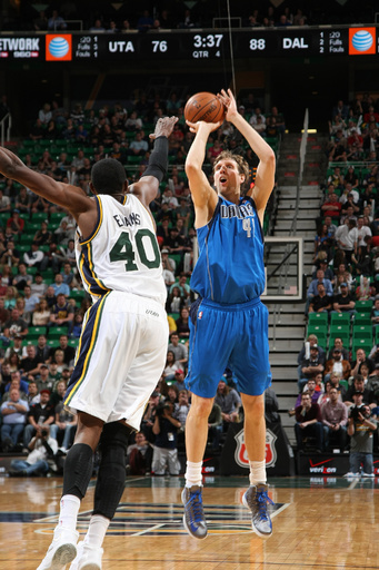 ノビツキーとナッシュ、そろってNBAの歴史に名を刻む