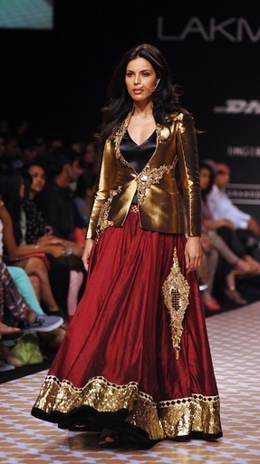 ＜13年秋冬ラクメ・ファッション・ウィーク＞Archana Kochhar